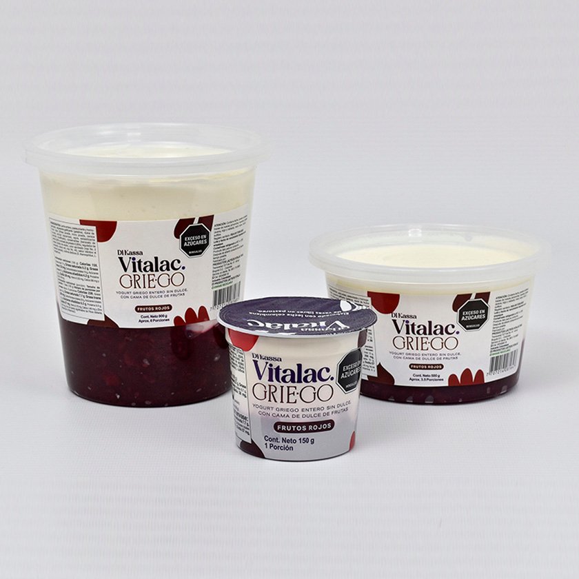 Productos-Lacteos-Vitalac-Yogurt-Griego-Composicion-Frutos-Rojos